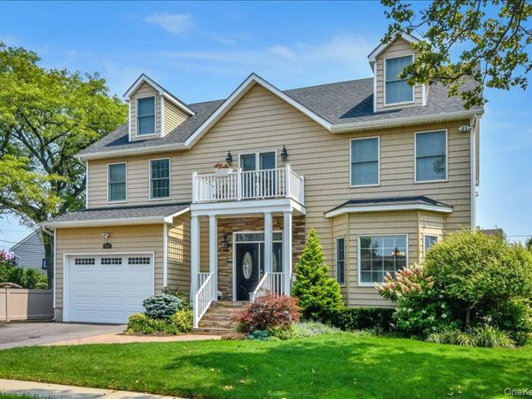 954 Glenridge Avenue, North Woodmere, NY 11581