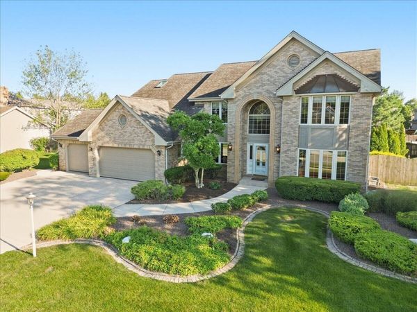 1522 Coventry Lane , Munster, IN 46321