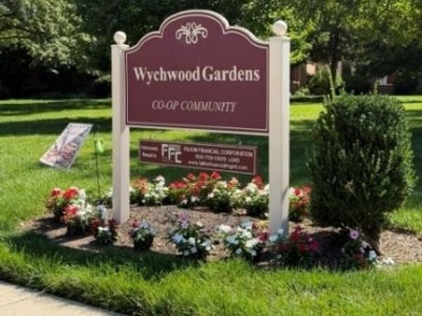 39 Sandra Circle, Westfield, NJ 07090