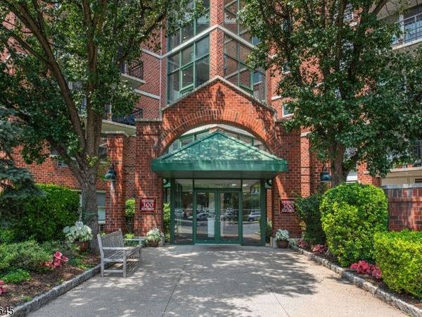 300 Main St, Little Falls, NJ 07424
