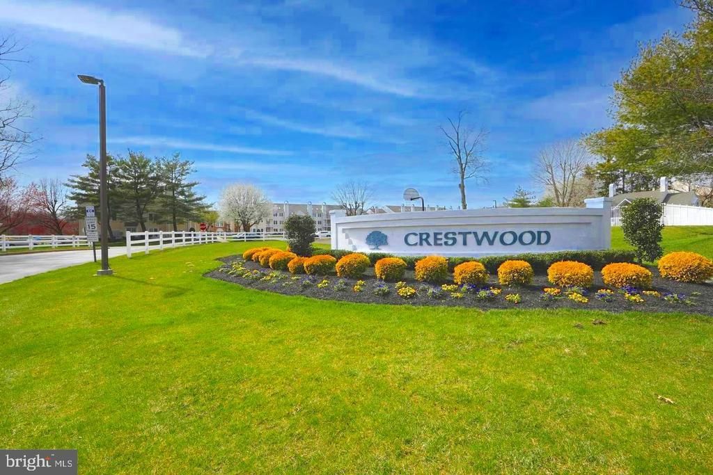 92 CATHERINE COURT , LEVITTOWN, PA 19057