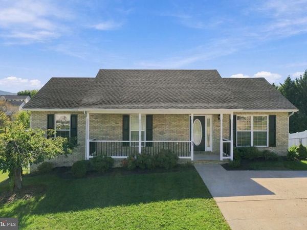 50 STUART COURT, STRASBURG, VA 22657