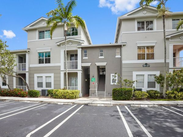 2019 Shoma Drive, Unit 178, Royal Palm Beach, FL 33414