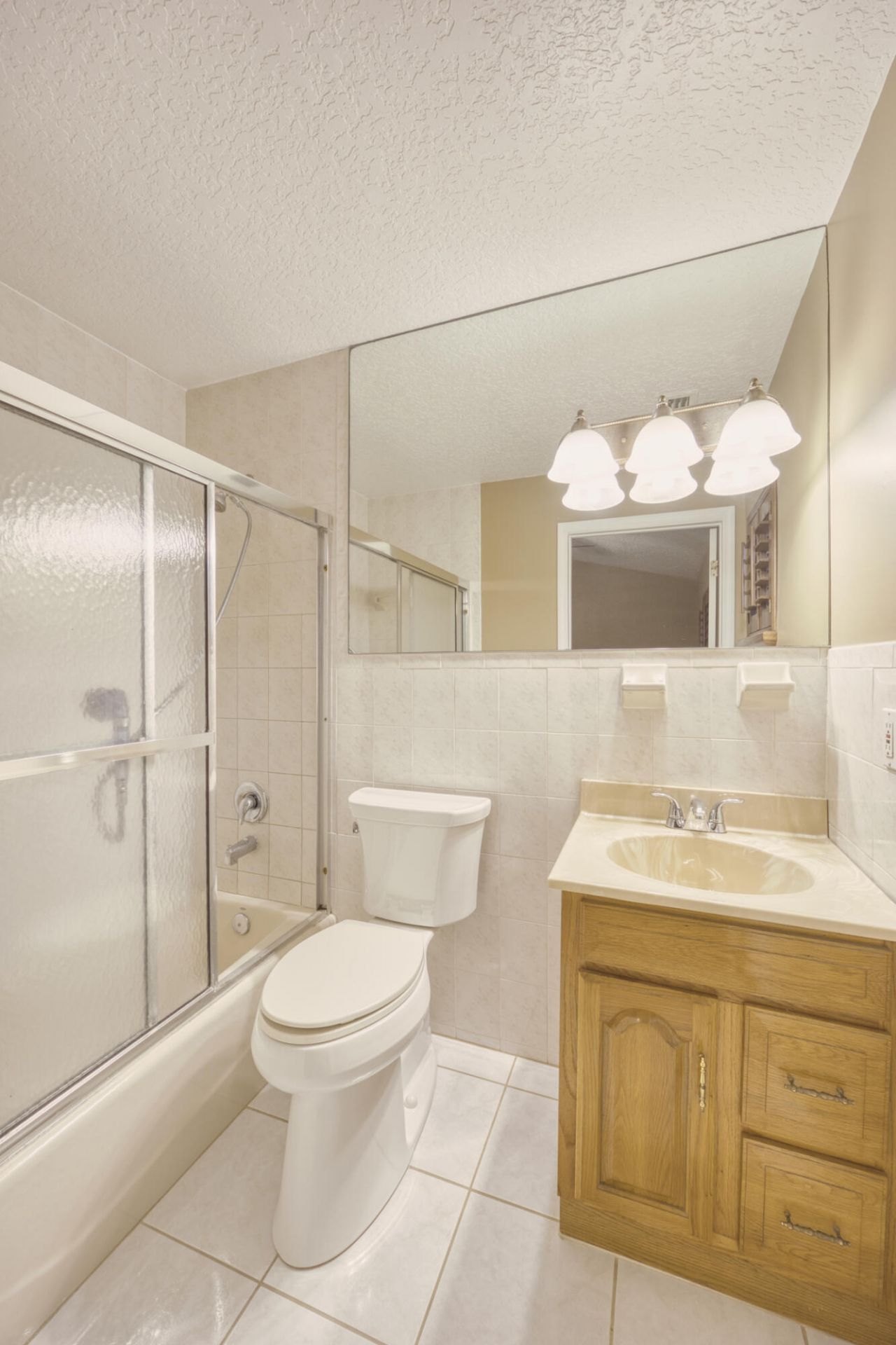 1672 Erie Terrace, Palm Springs, FL 33406 Photo