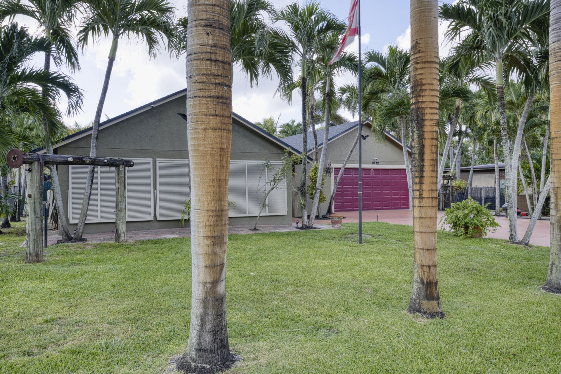 1672 Erie Terrace, Palm Springs, FL 33406 Photo
