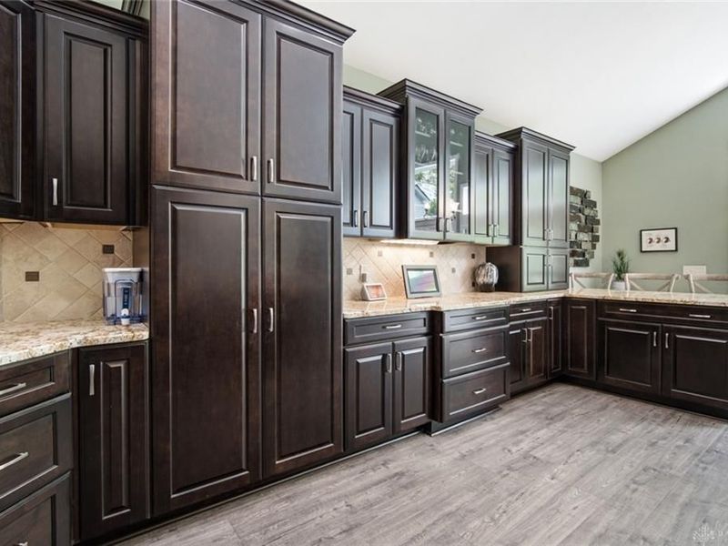 9727 Greenside Court, Centerville, OH 45458 Photo 8