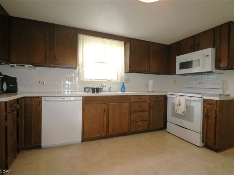 2860 State Route 103 E, Willard, OH 44890 Photo 9
