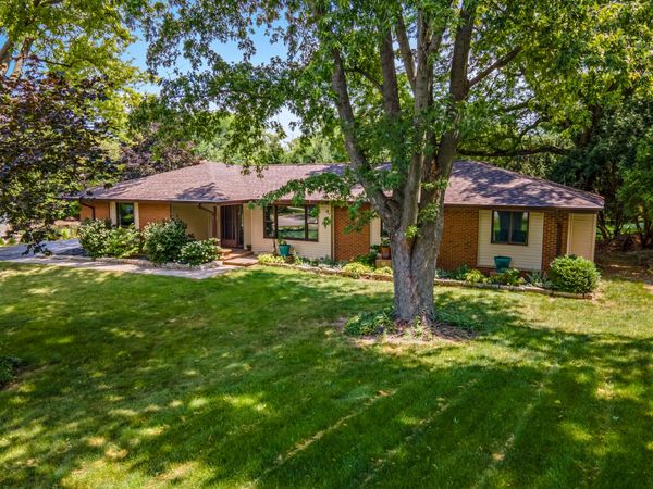 847 Hemlock Drive , Sleepy Hollow, IL 60118