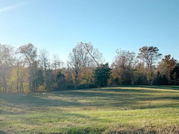 172 Black Horse Trl, Sparta, TN 38583
