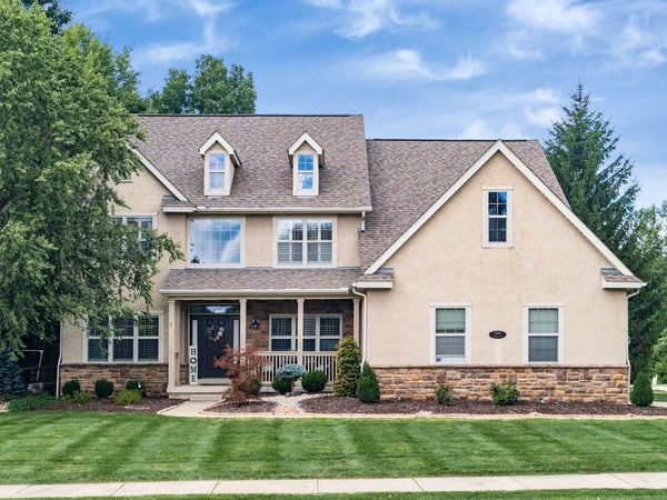 7490 Harness Way, Delaware, OH 43015