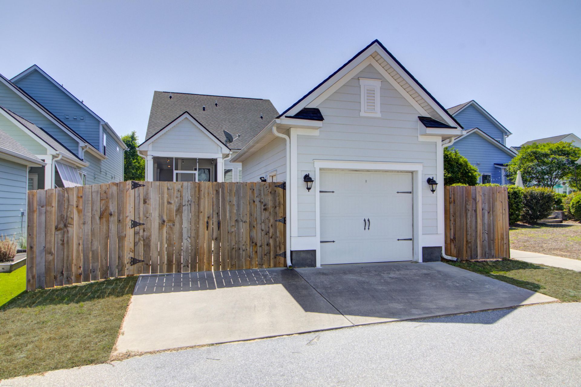 705 Rathall Creek Drive Photo 41