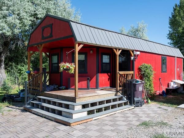 589 W 200 S, BLACKFOOT, ID 83221