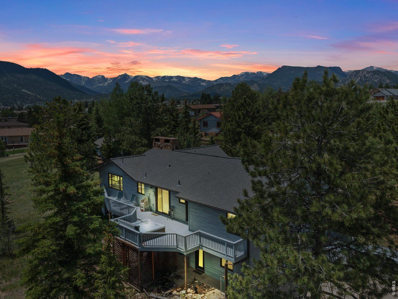 1820 N Ridge Ln, Estes Park, CO 80517 Main Photo