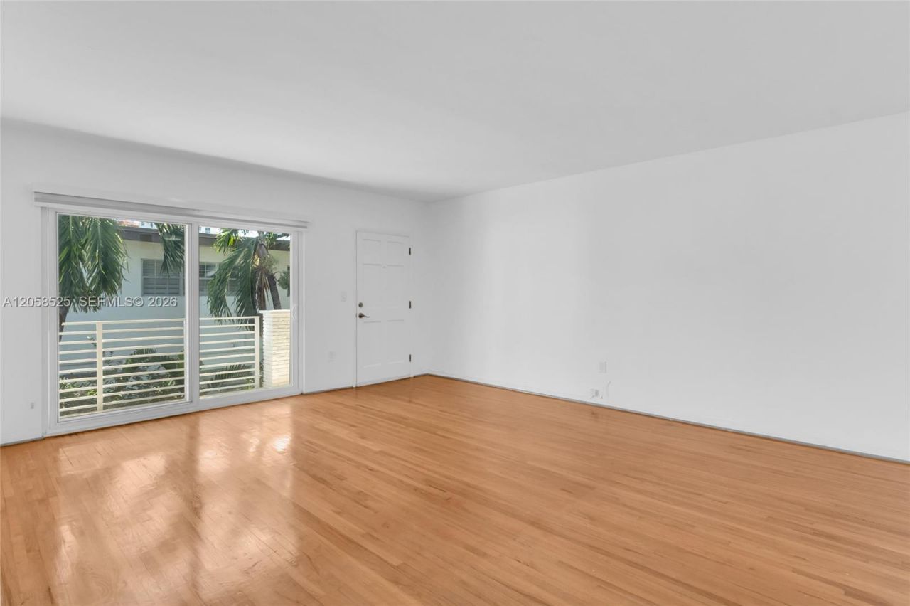 1101 98th St , Unit 5, Bay Harbor Islands, FL 33154 Photo