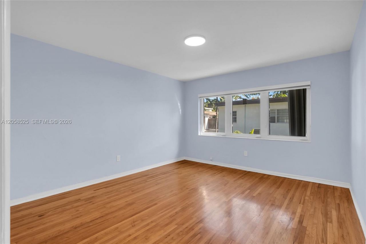 1101 98th St , Unit 5, Bay Harbor Islands, FL 33154 Photo