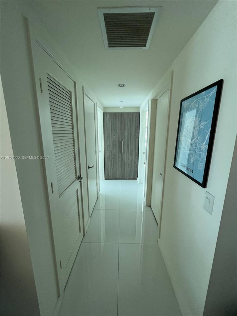 1100 S Miami Ave , Unit 2904, Miami, FL 33130 Photo