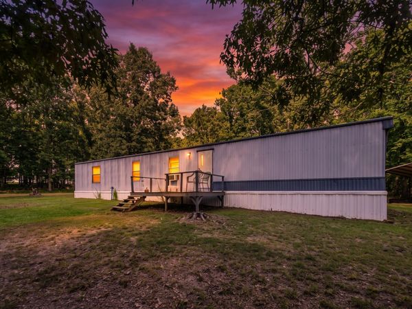 310 County Road 343 , West Plains, MO 65775