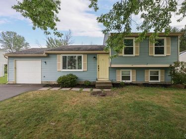 5650 Vistula Path , Brewerton, NY 13029