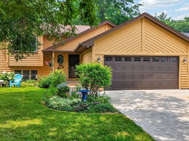 13116 Court Place, Burnsville, MN 55337