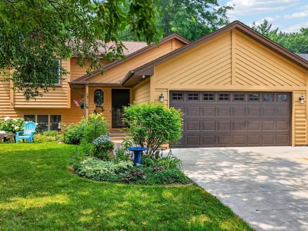 13116 Court Place , Burnsville, MN 55337