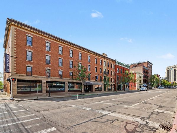 350 E Michigan Avenue, Kalamazoo, MI 49007