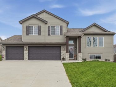 11732 S 113TH Street, PAPILLION, NE 68046