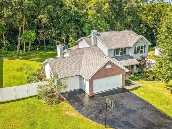 6937 N Summit Drive, BYRON, IL 61010