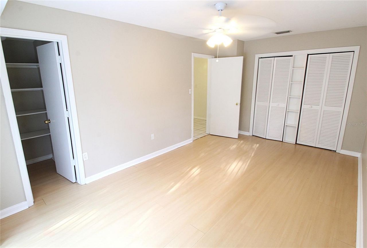 2516 E Milmar Drive, Sarasota, FL 34237 Photo