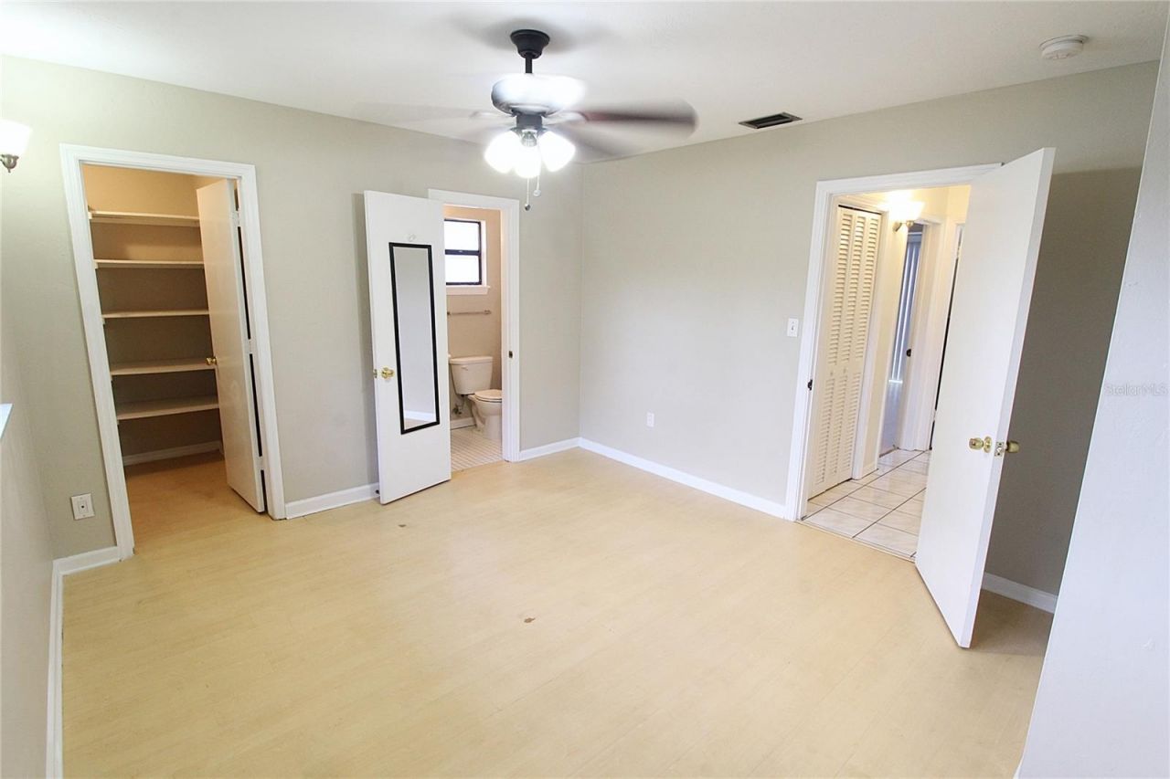 2516 E Milmar Drive, Sarasota, FL 34237 Photo