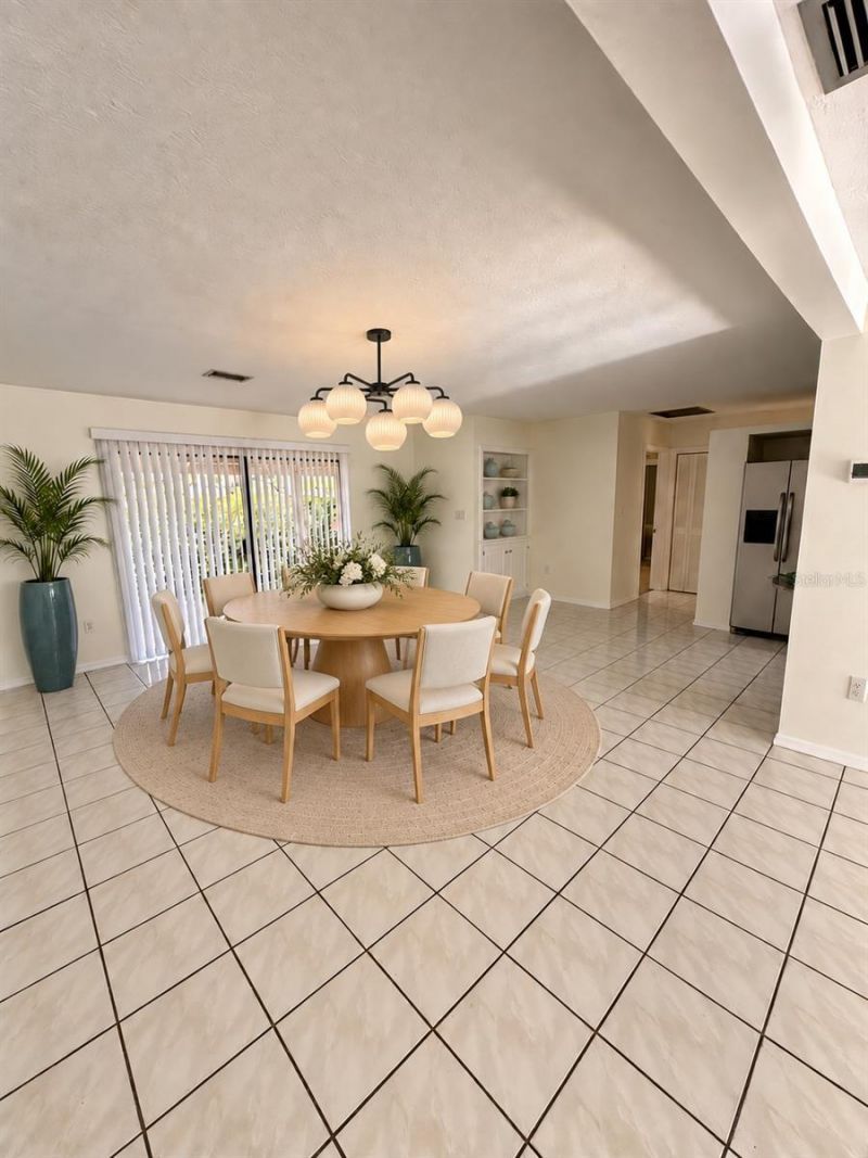 2516 E Milmar Drive, Sarasota, FL 34237 Photo