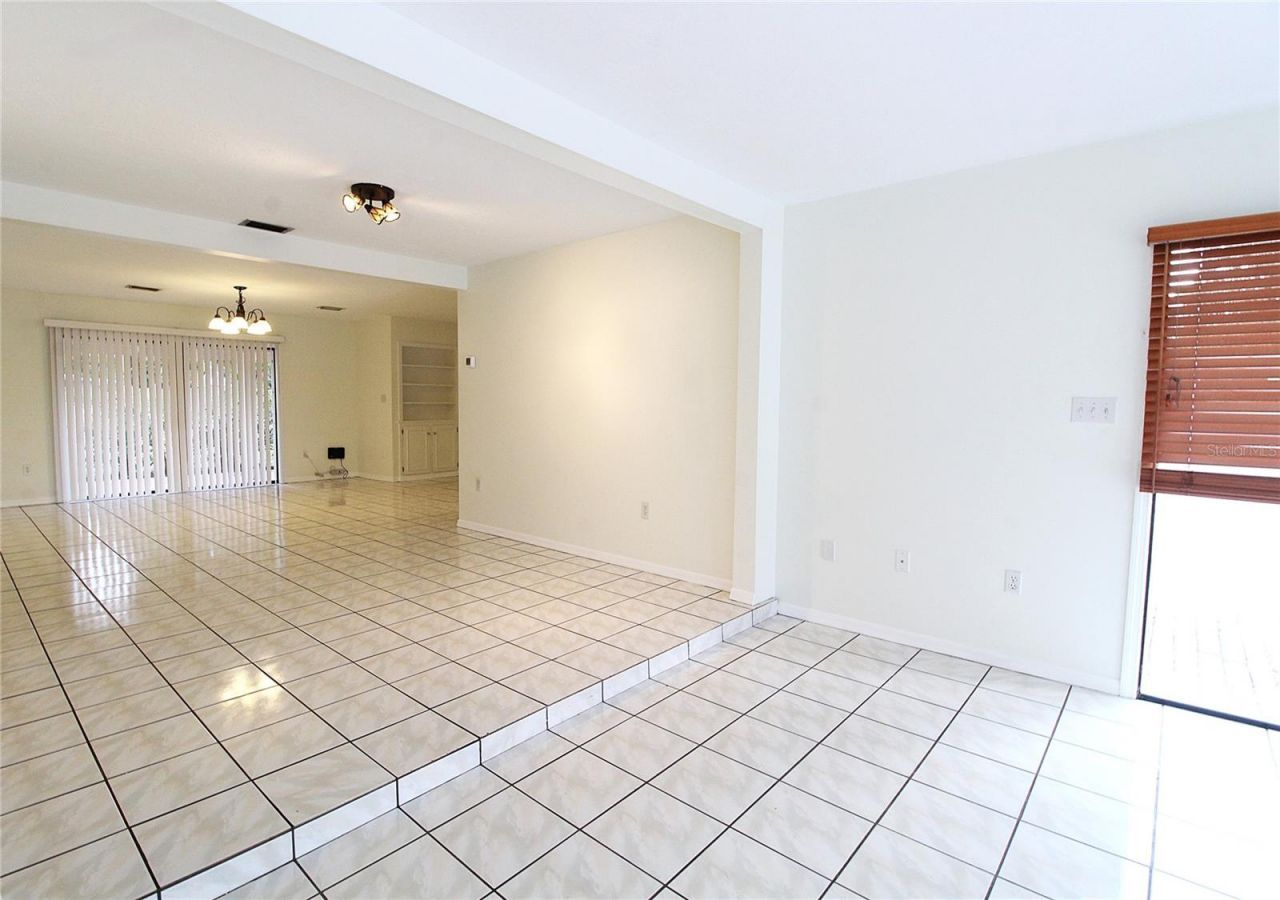 2516 E Milmar Drive, Sarasota, FL 34237 Photo