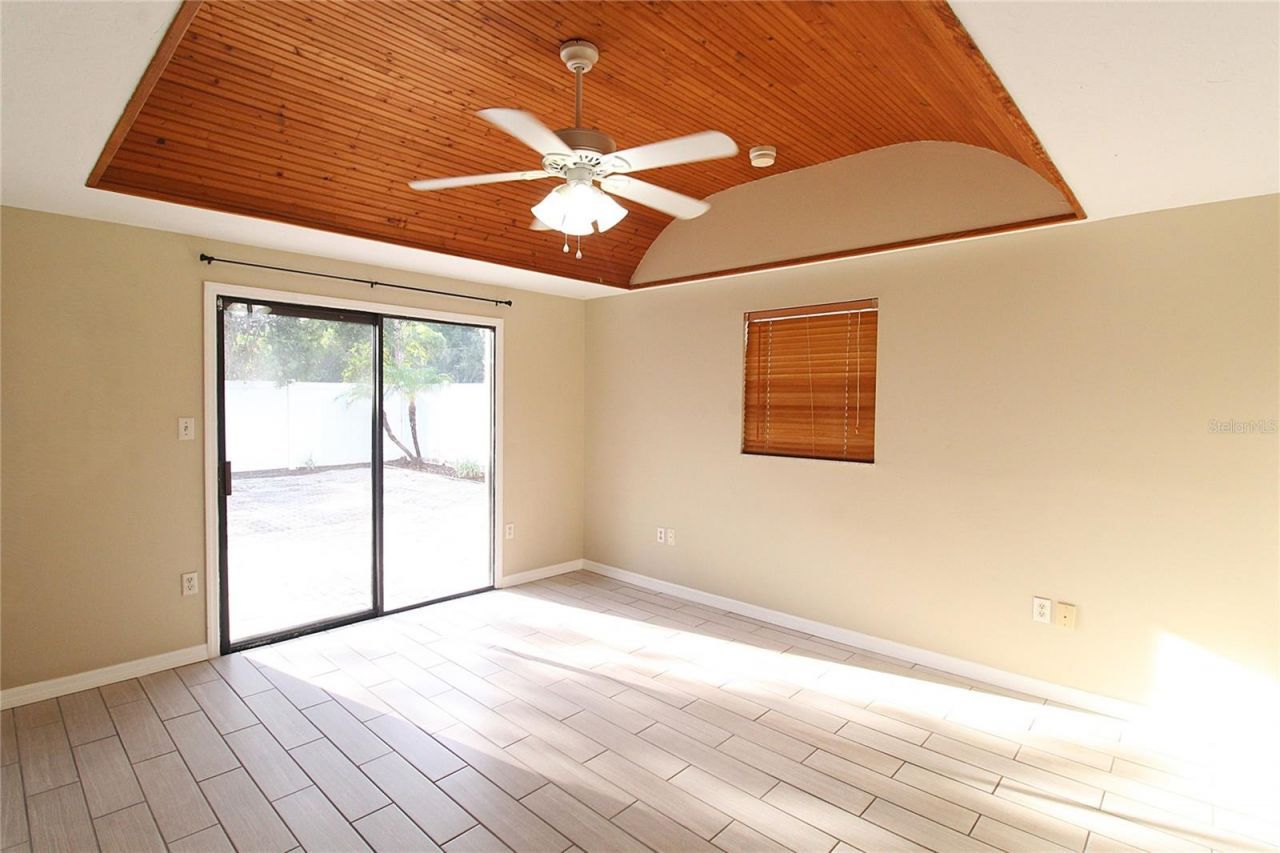 2516 E Milmar Drive, Sarasota, FL 34237 Photo