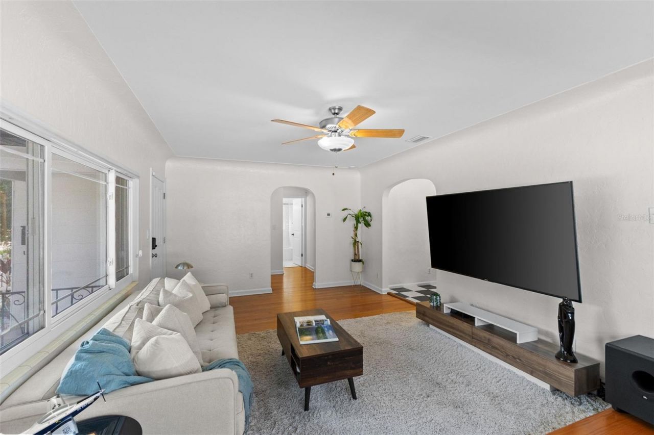 170 22nd Avenue N, Saint Petersburg, FL 33704 Photo