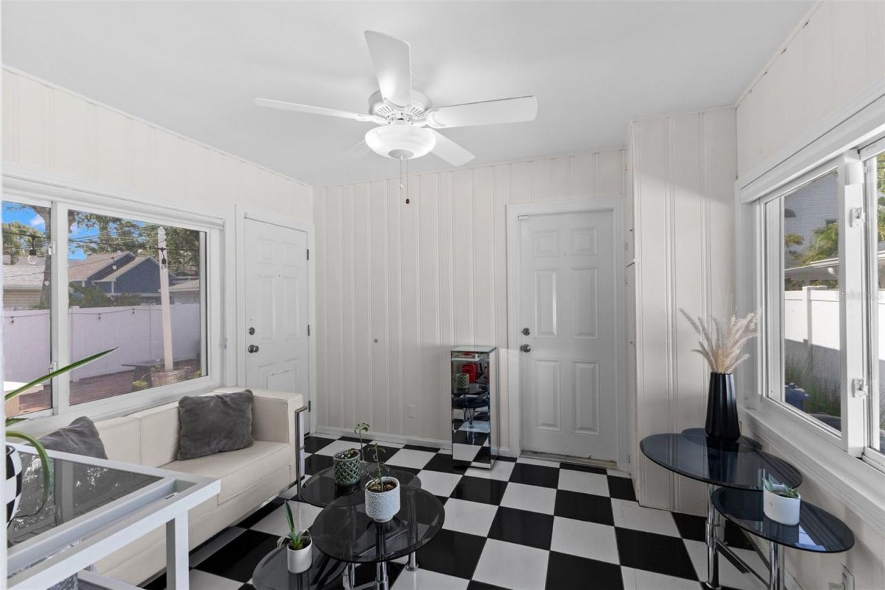 170 22nd Avenue N, Saint Petersburg, FL 33704 Photo