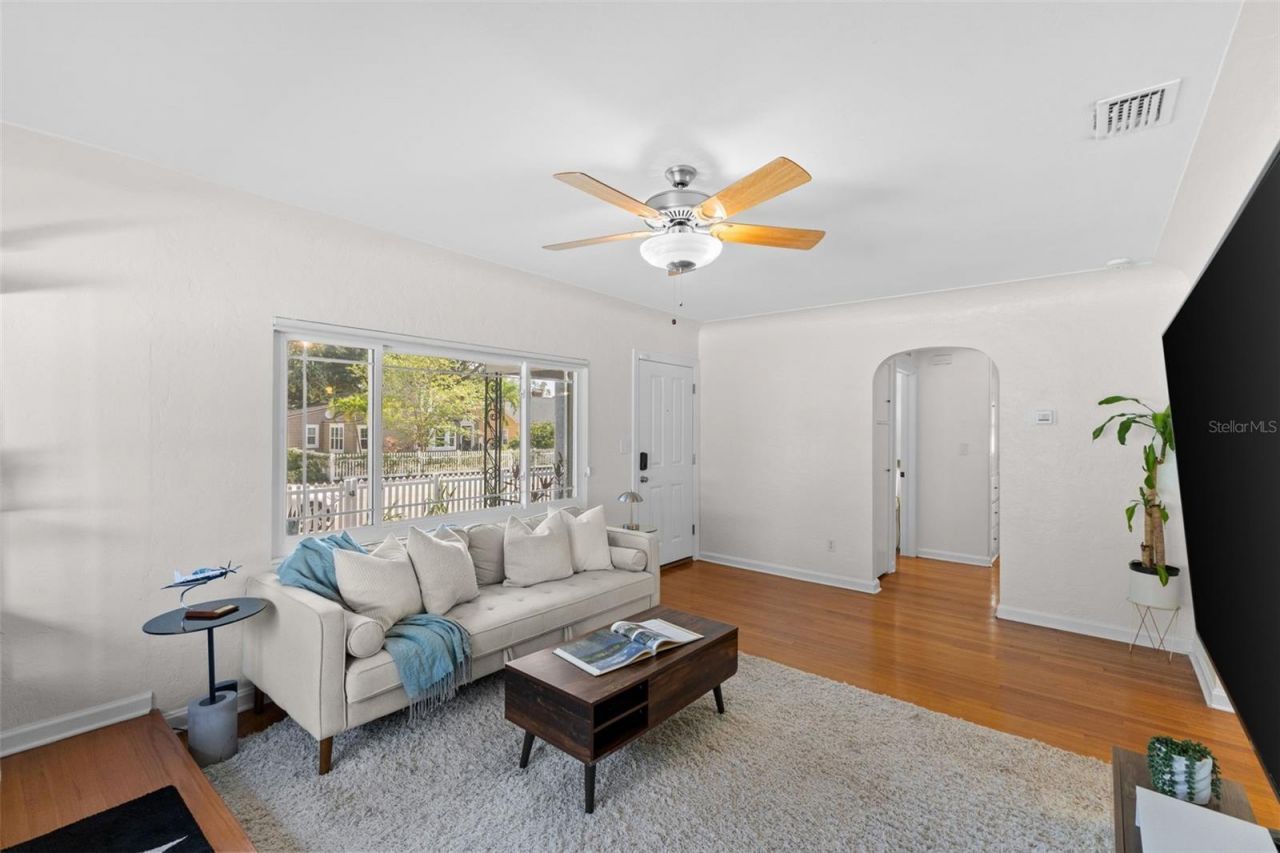 170 22nd Avenue N, Saint Petersburg, FL 33704 Photo