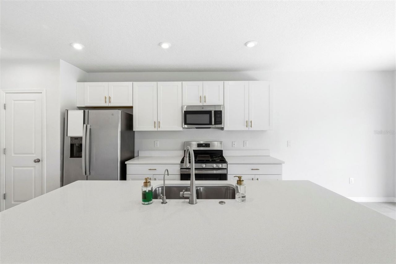 6271 Springmont Loop , Palmetto, FL 34221 Photo