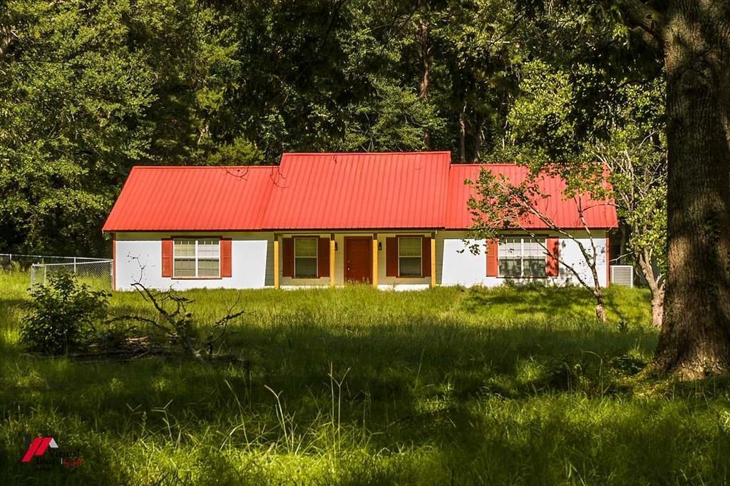 9823 Esthlyn, Keithville, LA 71047 Main Photo