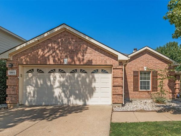 13513 Lost Spurs Road, Fort Worth, TX 76262