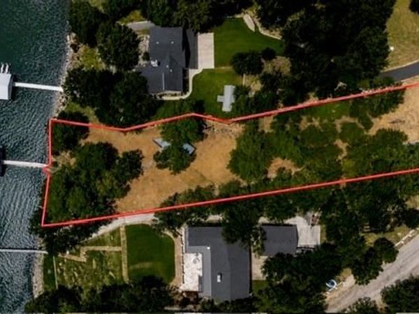 260 El Lago, Chico, TX 76431