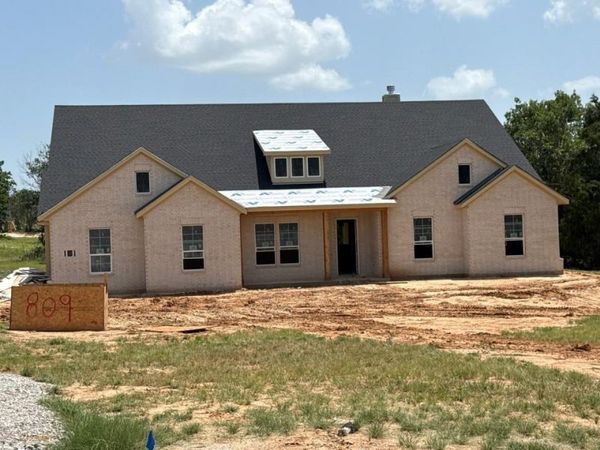 809 Zachary Michael Court, Springtown, TX 76082