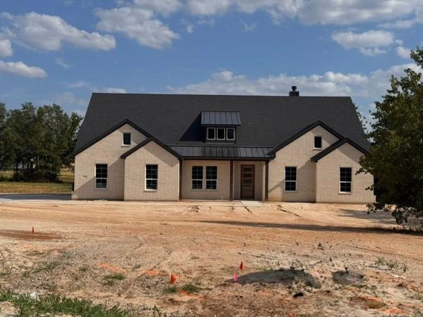 809 Zachary Michael Court, Springtown, TX 76082