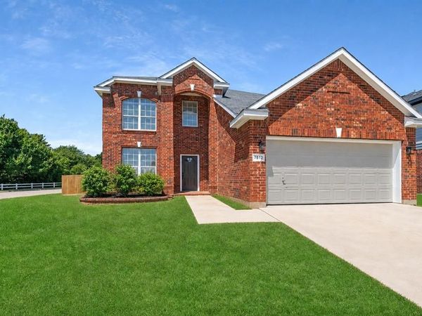7812 Tanbark Lane , Arlington, TX 76001