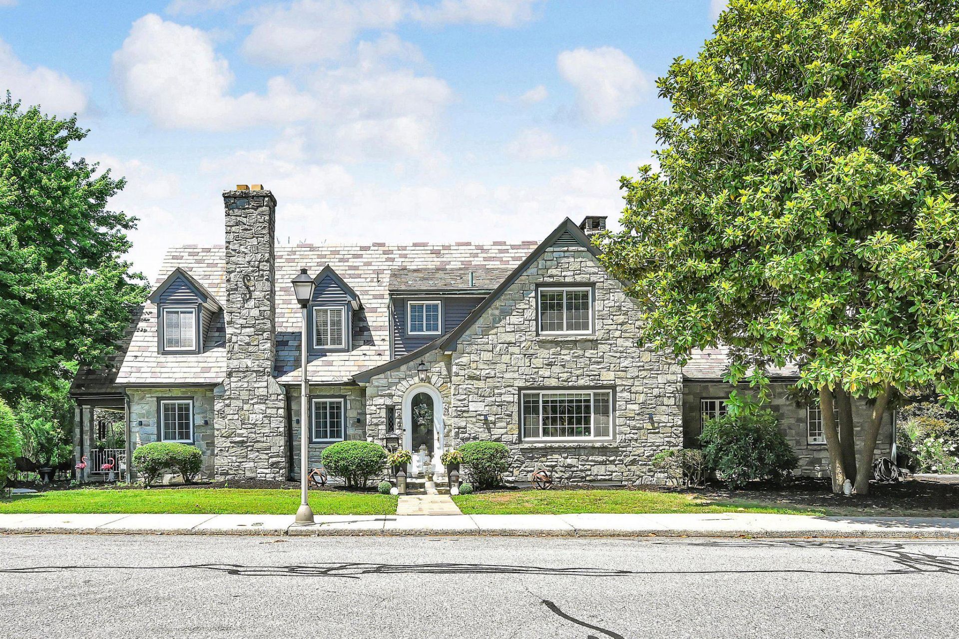 98 HIGHLAND AVENUE, EPHRATA, PA 17522