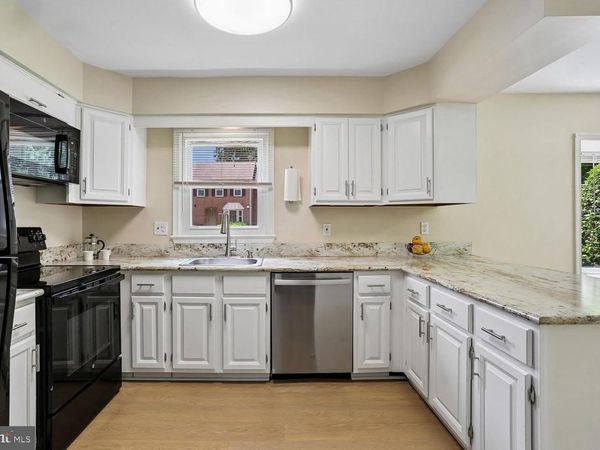 7561 HEATHERTON LANE , ROCKVILLE, MD 20854