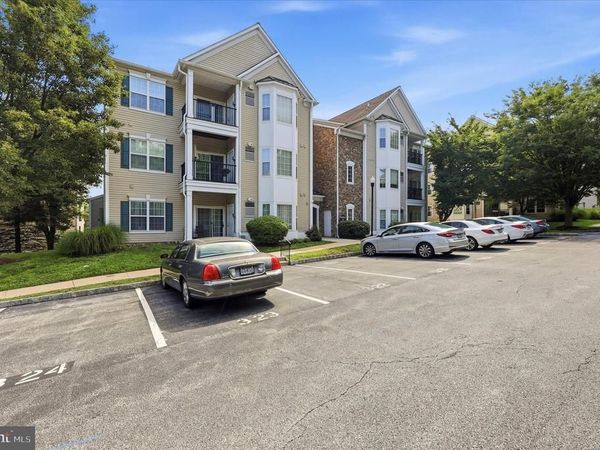 322 CREEKSIDE DRIVE , BROOKHAVEN, PA 19015