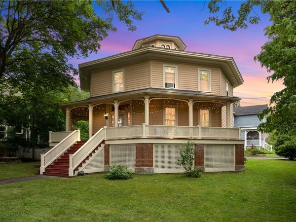116 Gorham Street , Canandaigua, NY 14424