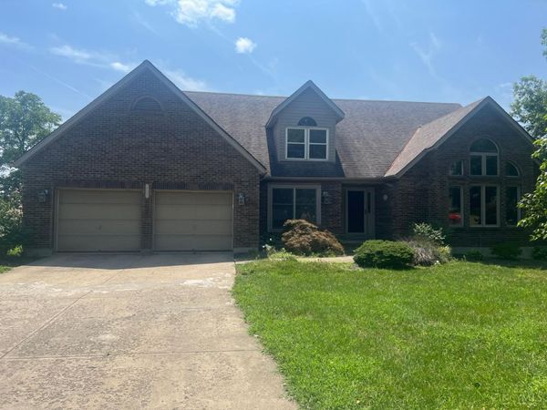 8710 Foxdale Court, West Chester, OH 45069