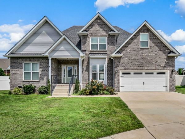 153 Chisum Ct , Clarksville, TN 37043