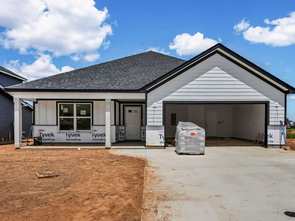 2736 Brewster Dr , Clarksville, TN 37042