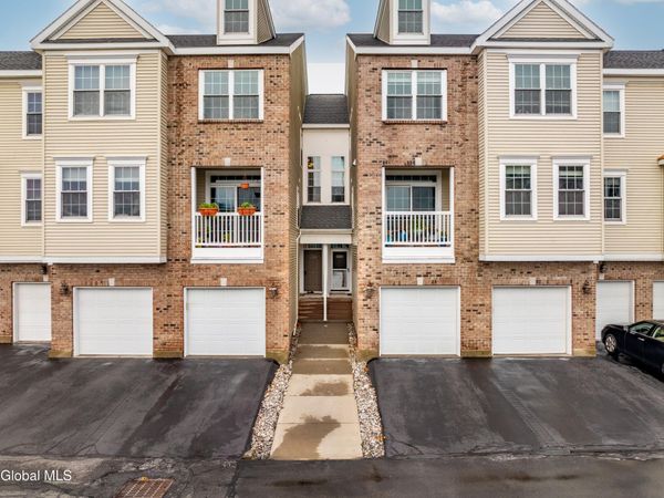 5206 Admirals Walk Drive, Cohoes, NY 12047